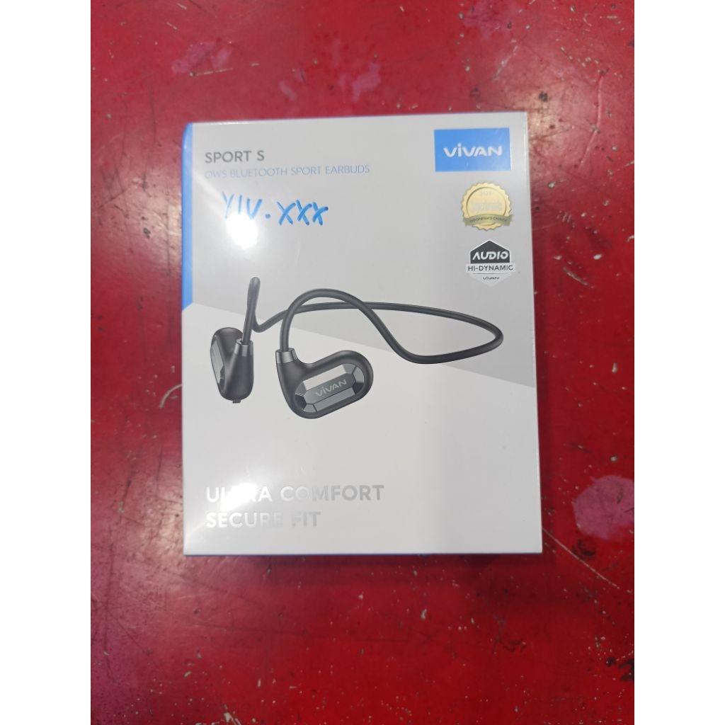 Vivan Sport S Bluetooth Sport earbuds.