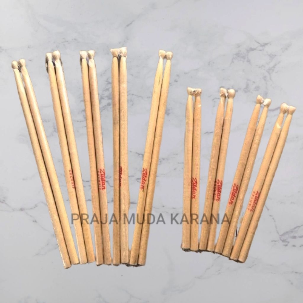 SEPASANG STIK DRUM / STIK DRUMBAND