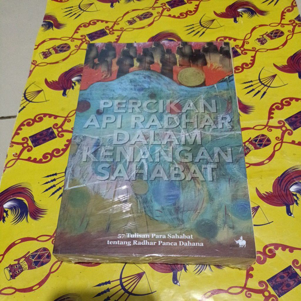 Buku Biography - Percikan Api Radhar Dalam kenangan Sahabat