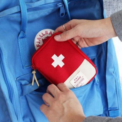 TAS MINI OBAT PORTABLE / TRAVEL MEDICINE POUCH P3K / KOTAK OBAT MINI ORGANIZER / TEMPAT OBAT