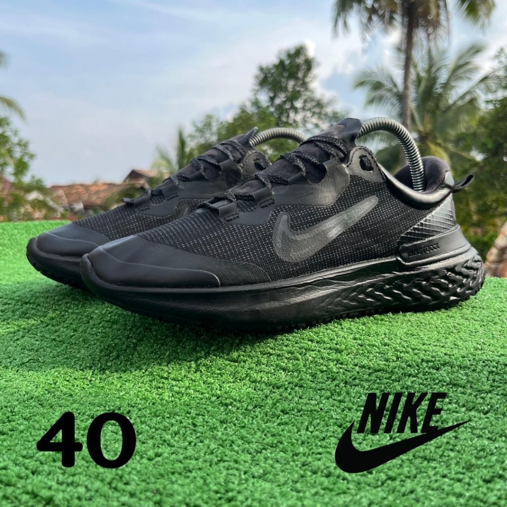 Nike React Miler 2 Shield Tripe Black