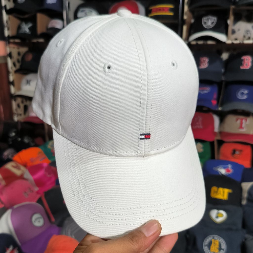 Topi Tommy Hilfiger Putih