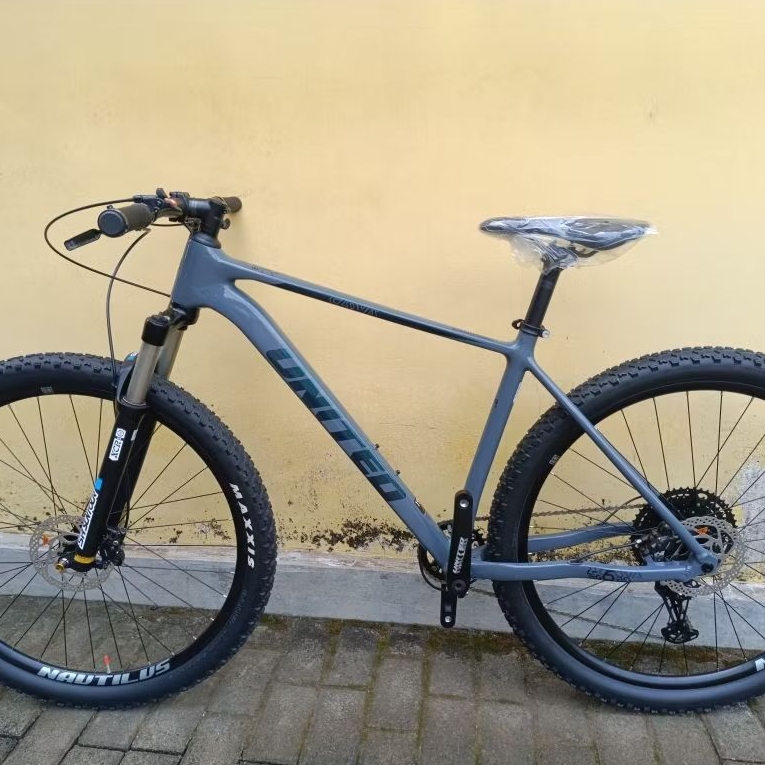 UNITED CLOVIS 6.20 29er  Baru...
