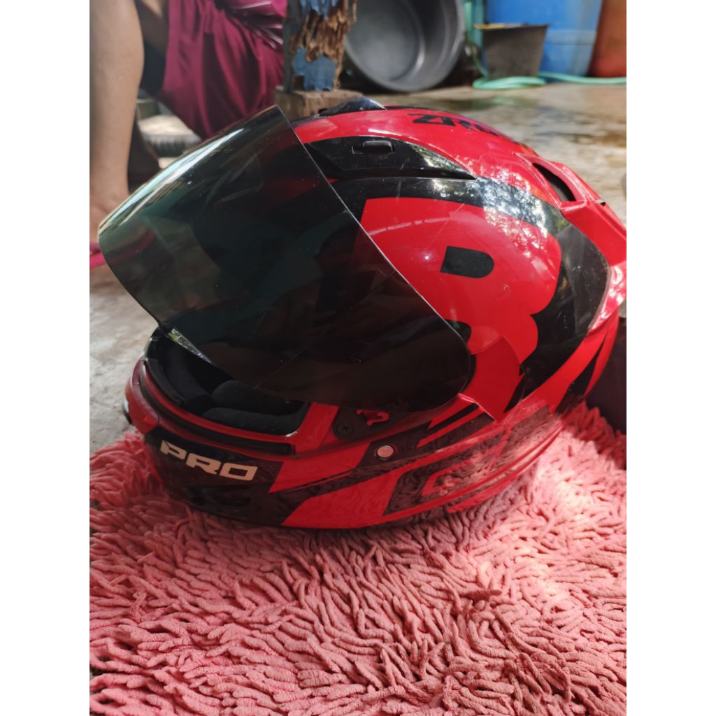Helm Full Face GM ZR650