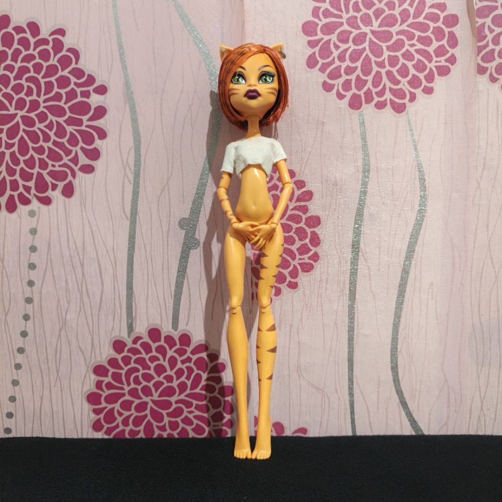 monster high gen 1 toralei stripes | [ BASIC nude ]