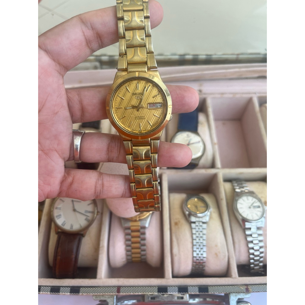 Seiko 5 Automatic 7S26 Gold Dial #seiko