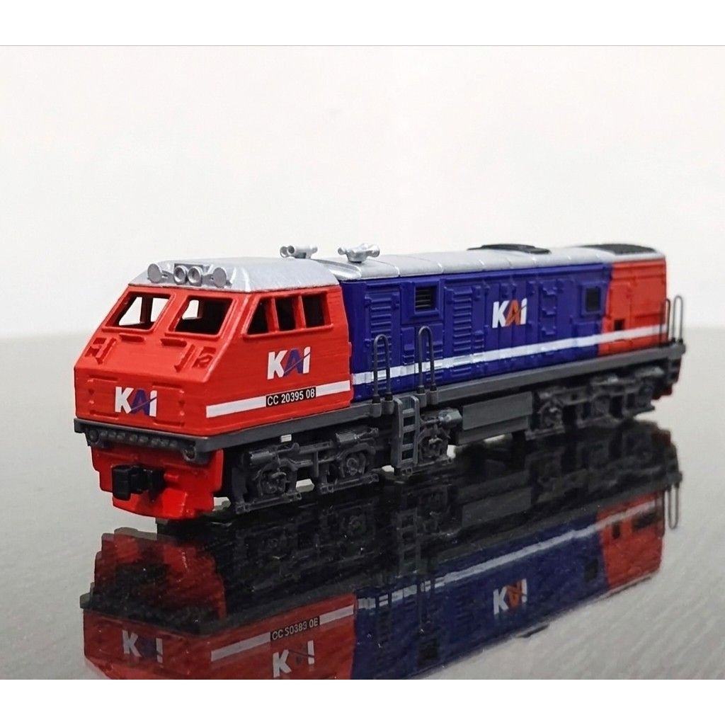 miniatur lokomotif cc203 cc 203 - HO Scale livery merah biru