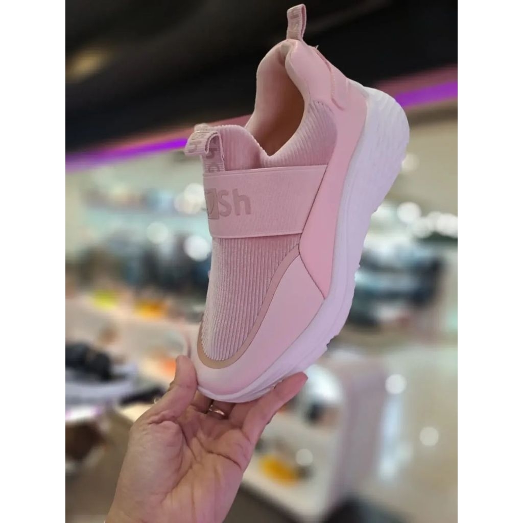 sepatu gosh art 558