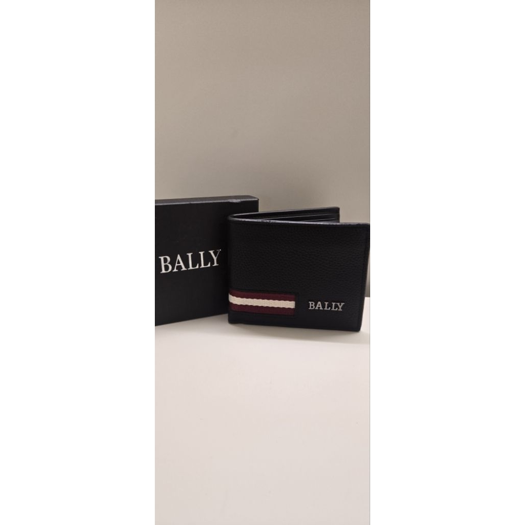 dompet pria Bally