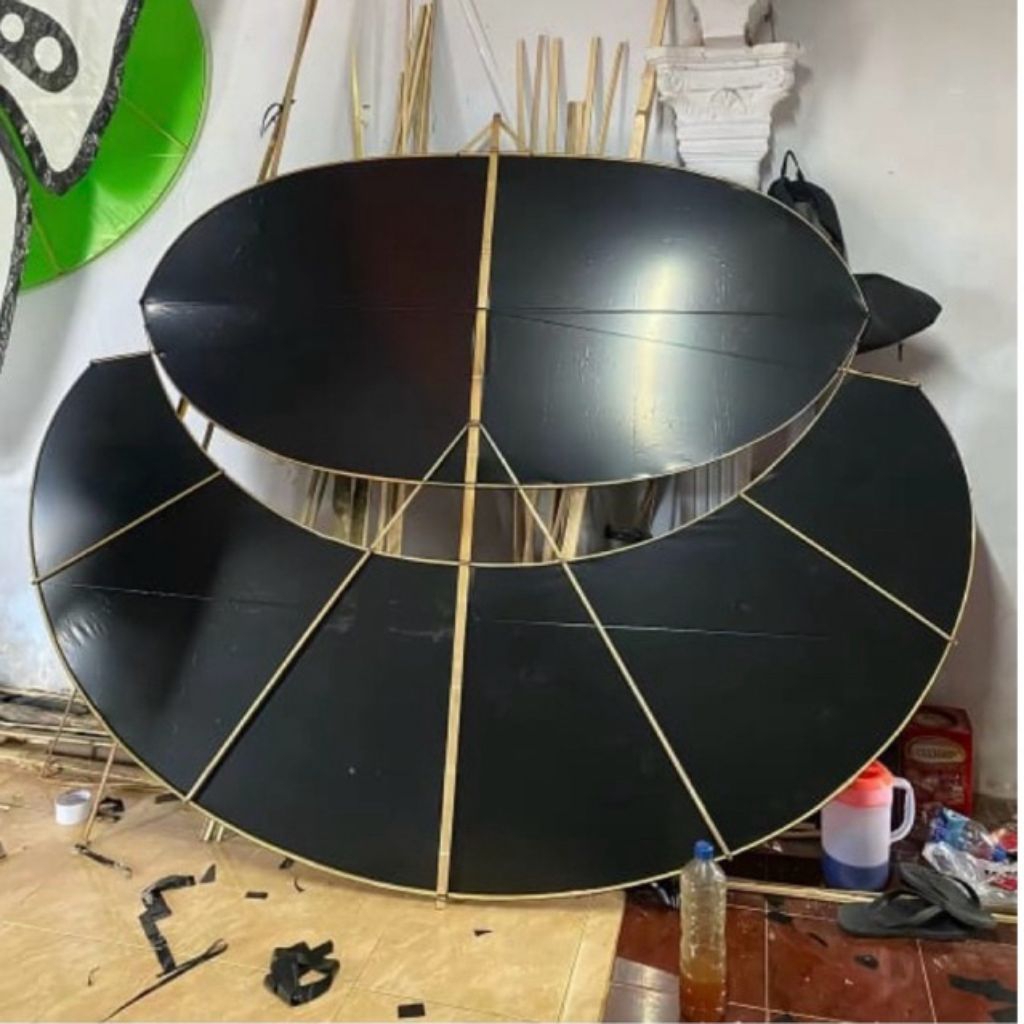 Layangan Gapangan Pegon/Arku Layangan UK 100-120 cm free senderan (Belum Di Rakit)