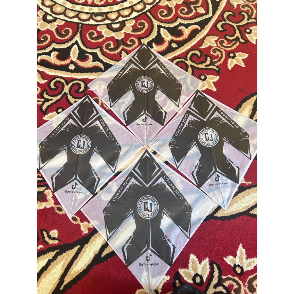 layangan sukhoi 1warna standar isi 50pcs