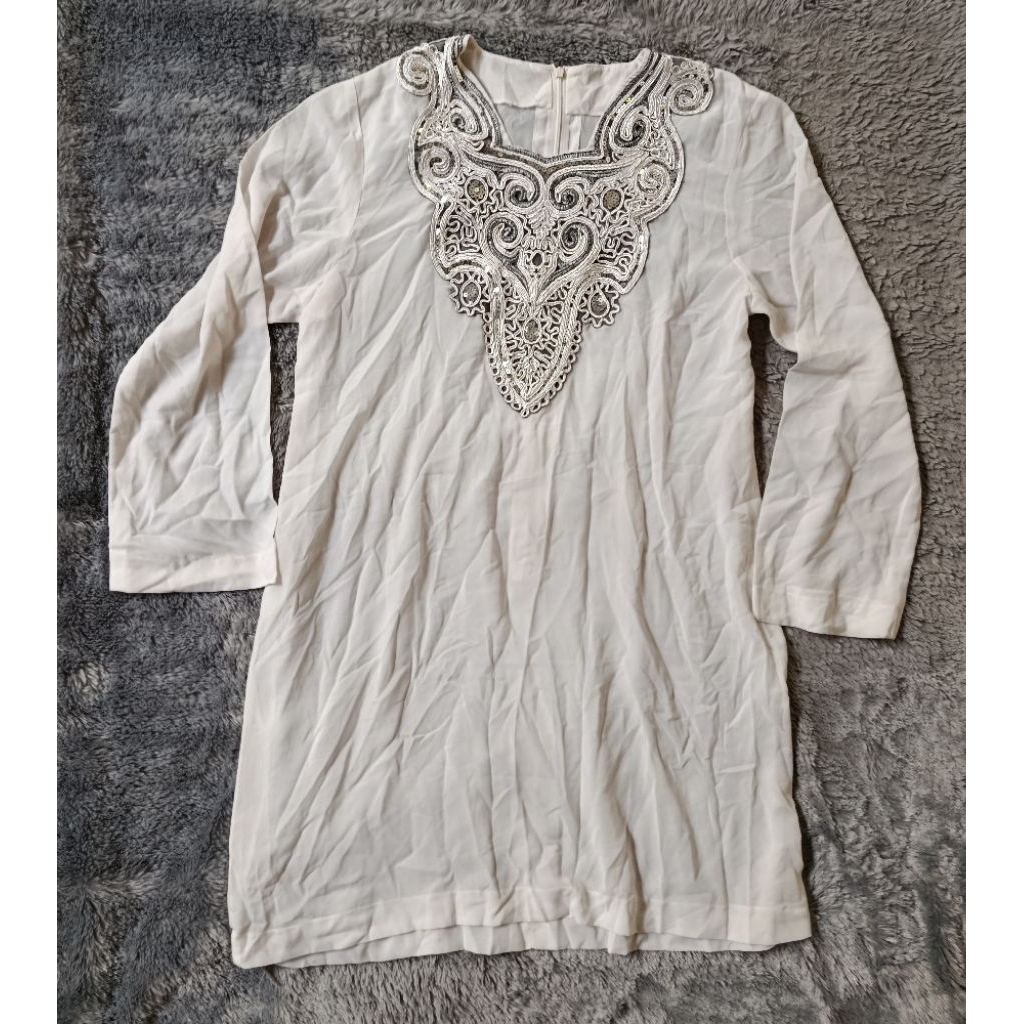 Preloved Tunik Wanita Putih Bordir Payet Elegan Lengan Panjang