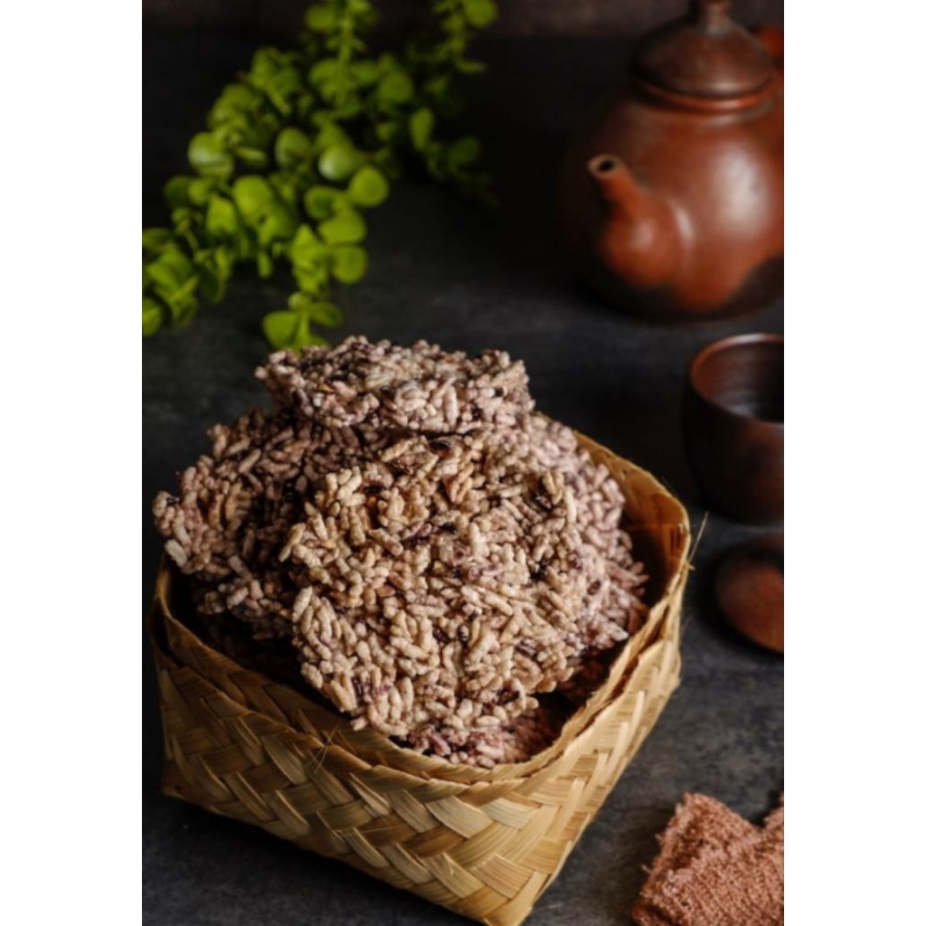 rengginang ketan hitam