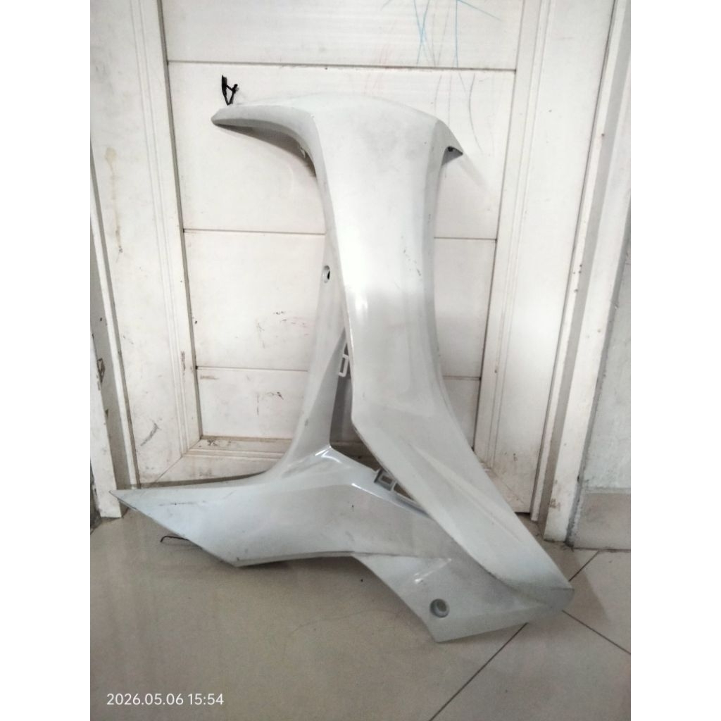 sayap Supra 125 helm in original ( KANAN SAJA )
