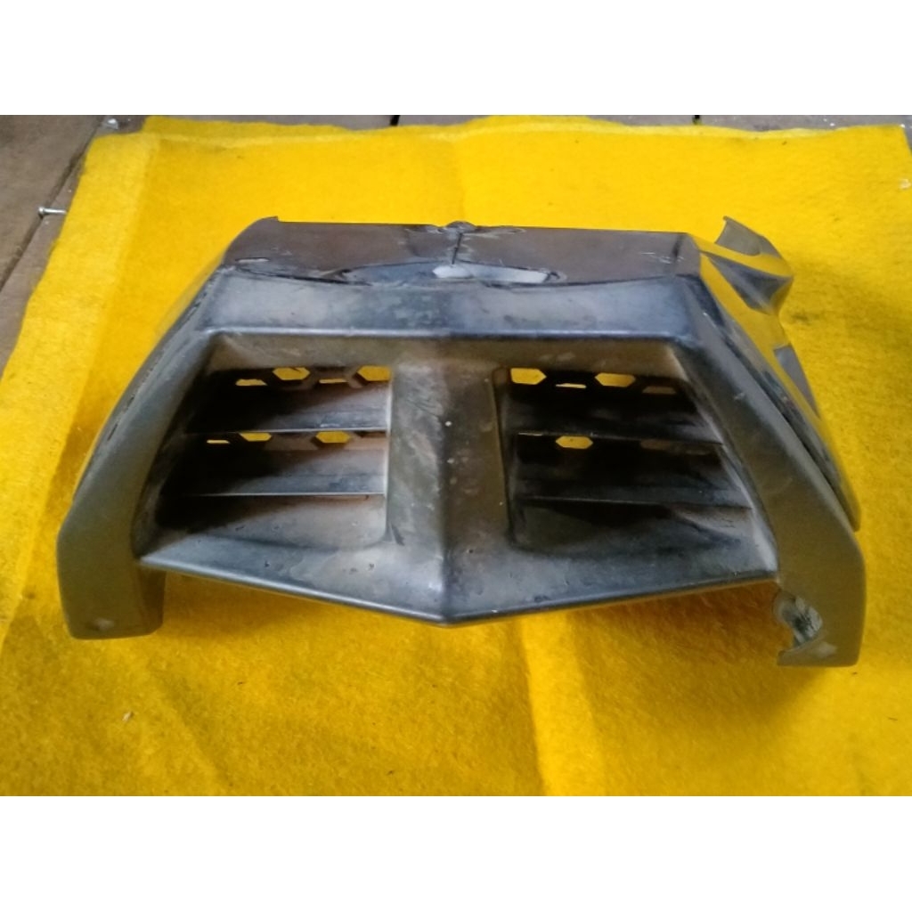 under cowl cover tutup mesin Yamaha Vixion new ori