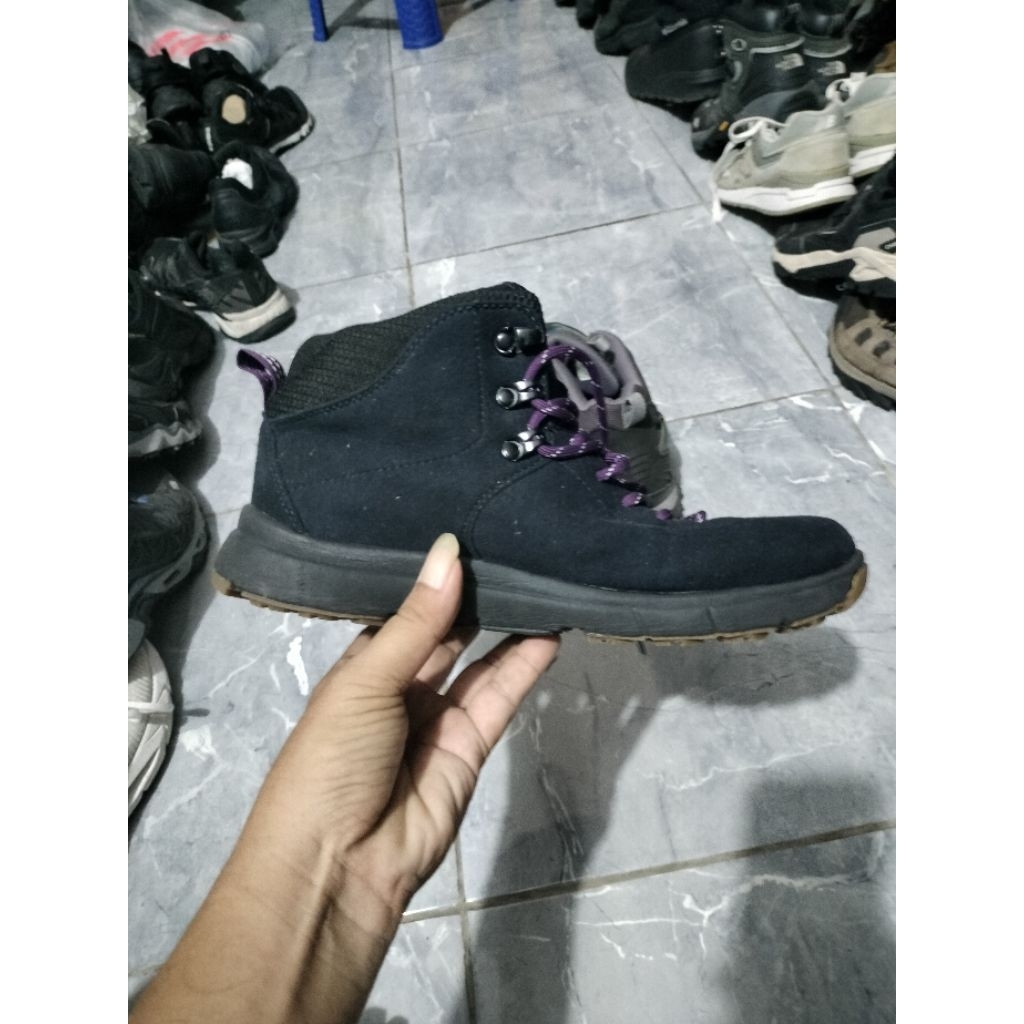 sepatu ORIGINAL SECOND