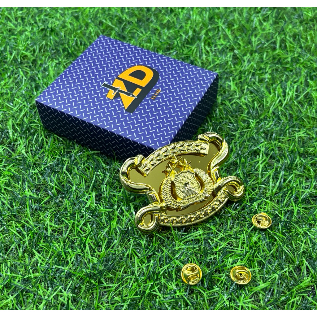 Emblem BARET SABHARA POLRI MIKA/Emblem BARET SABHARA