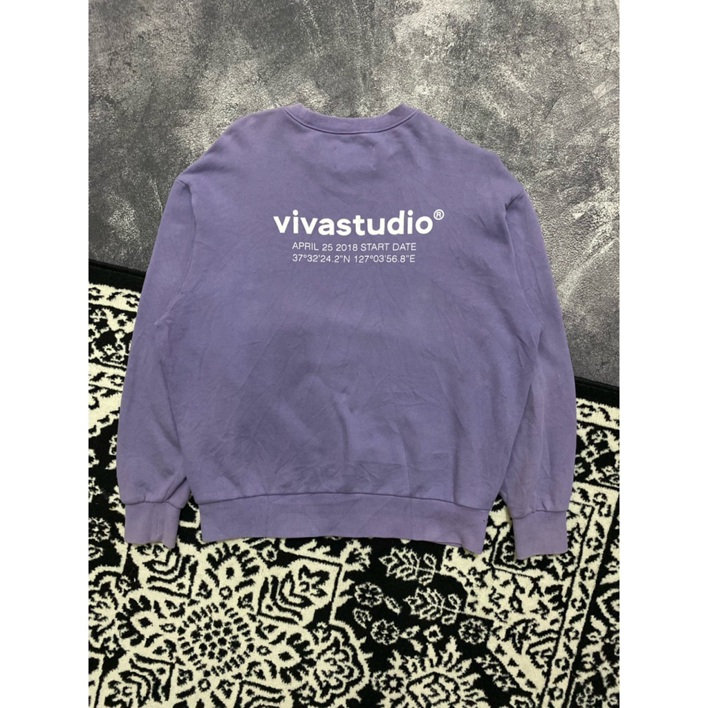 crewneck vivastudio boxy