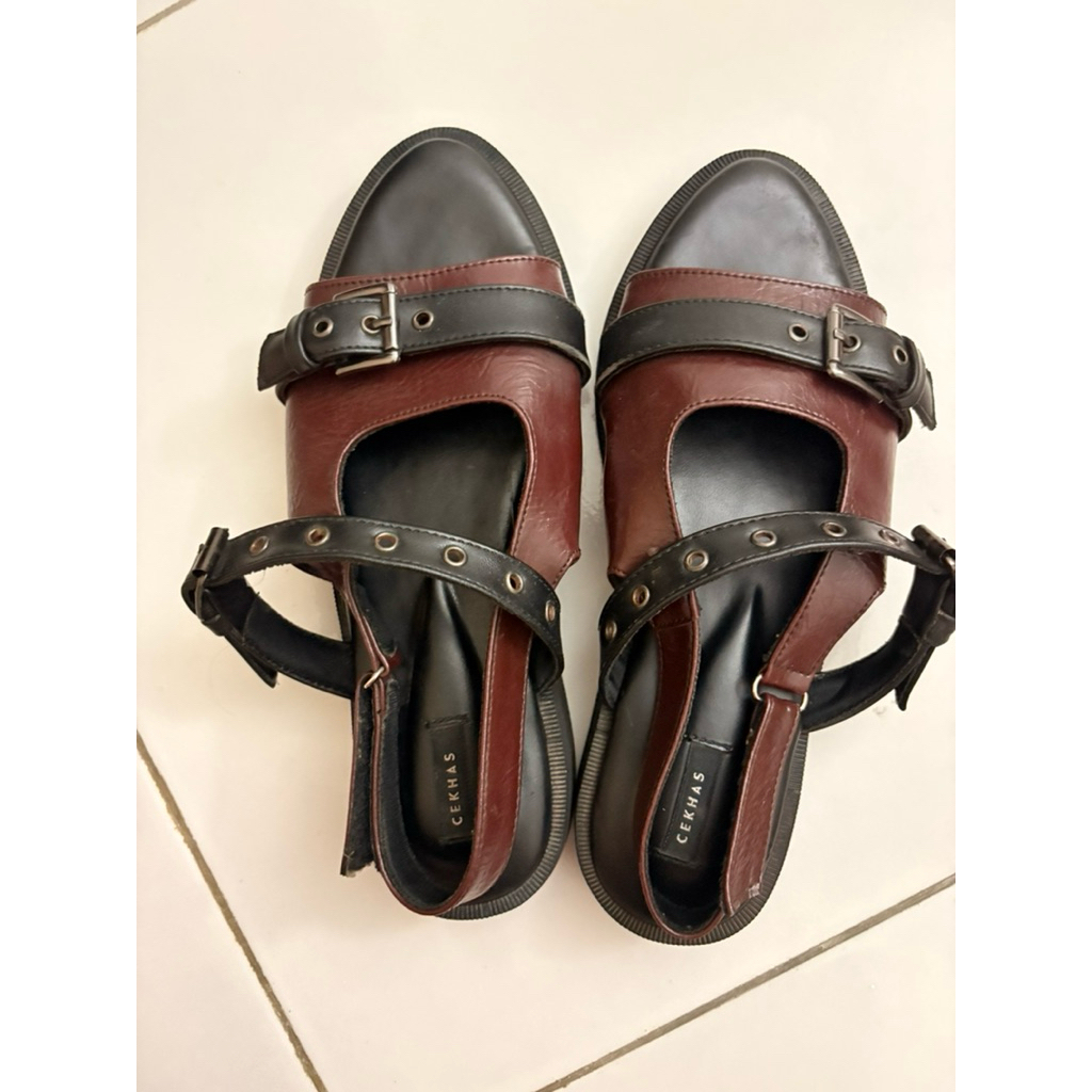 Preloved Cekhas Gyox sz 37  - Sendal Cekhas Wood Maroon