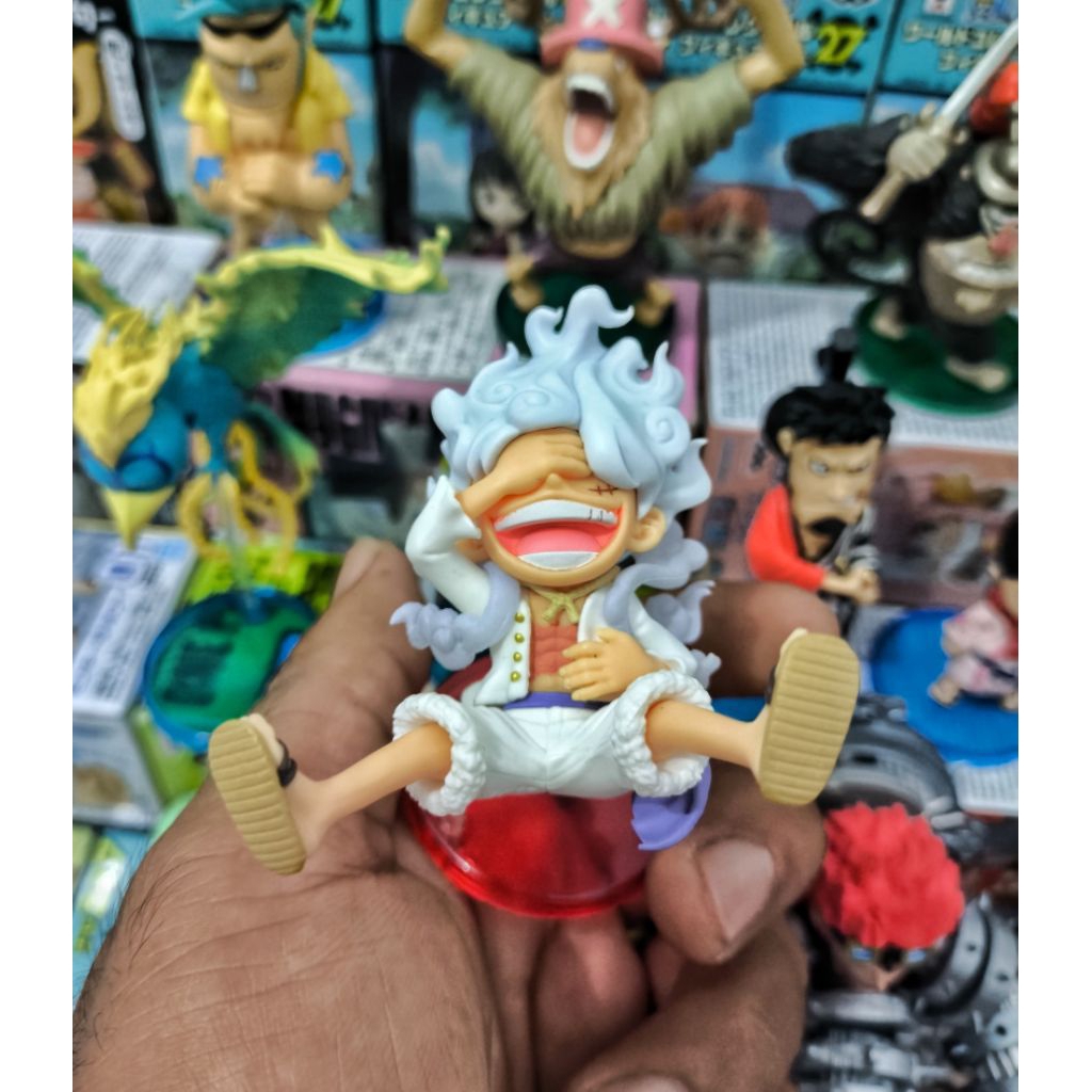 WCF ORIGILAN SHONEN JUMP LUFFY GEAR 5 LAUGHING LOOSE