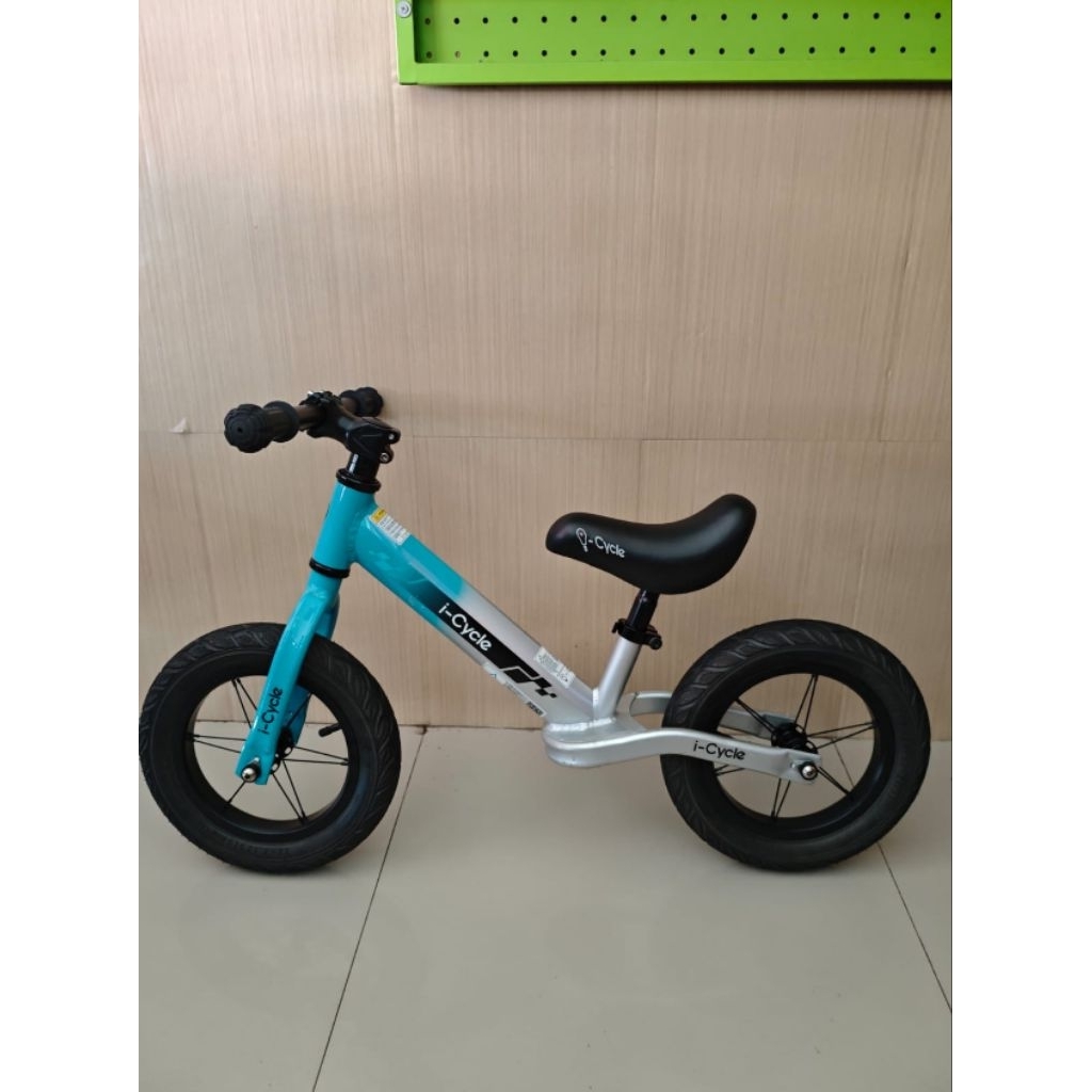 I cycle assault preloved