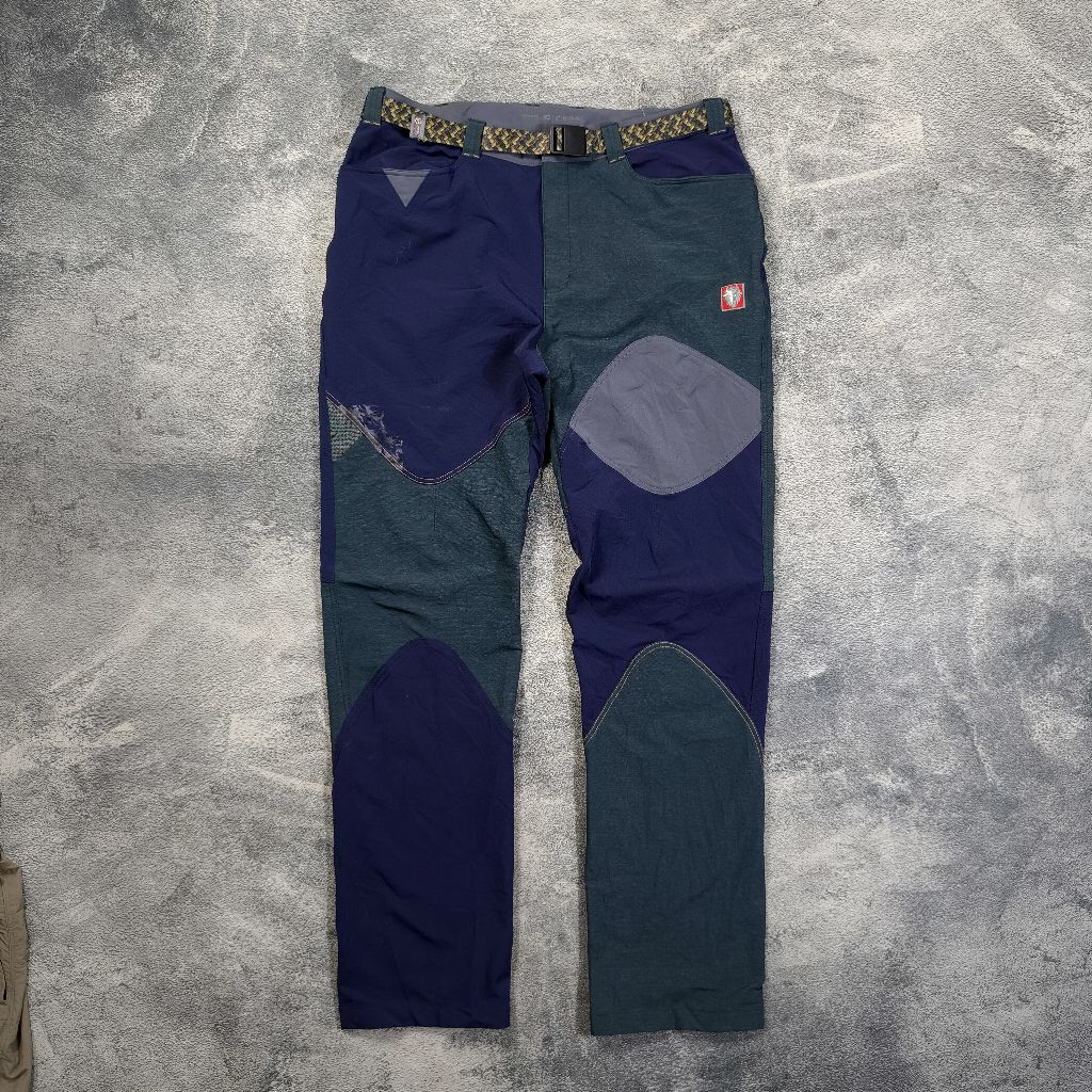 Celana outdoor blackyak