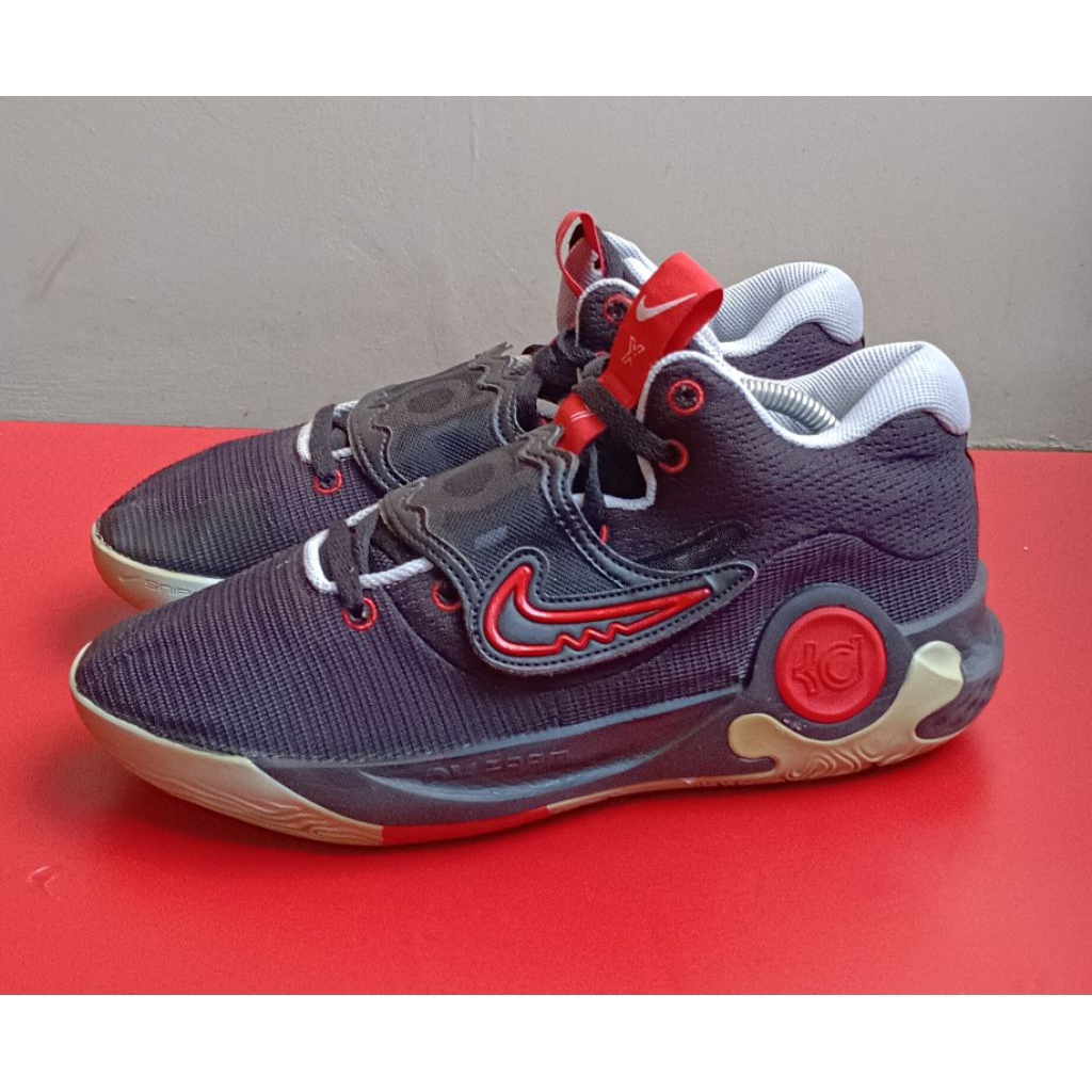 nike KD trey 5 size 43