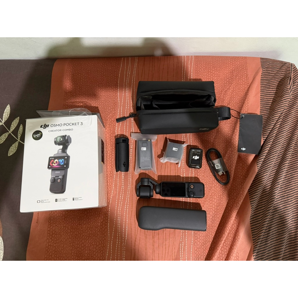 DJI Osmo Pocket 3 Creator Combo