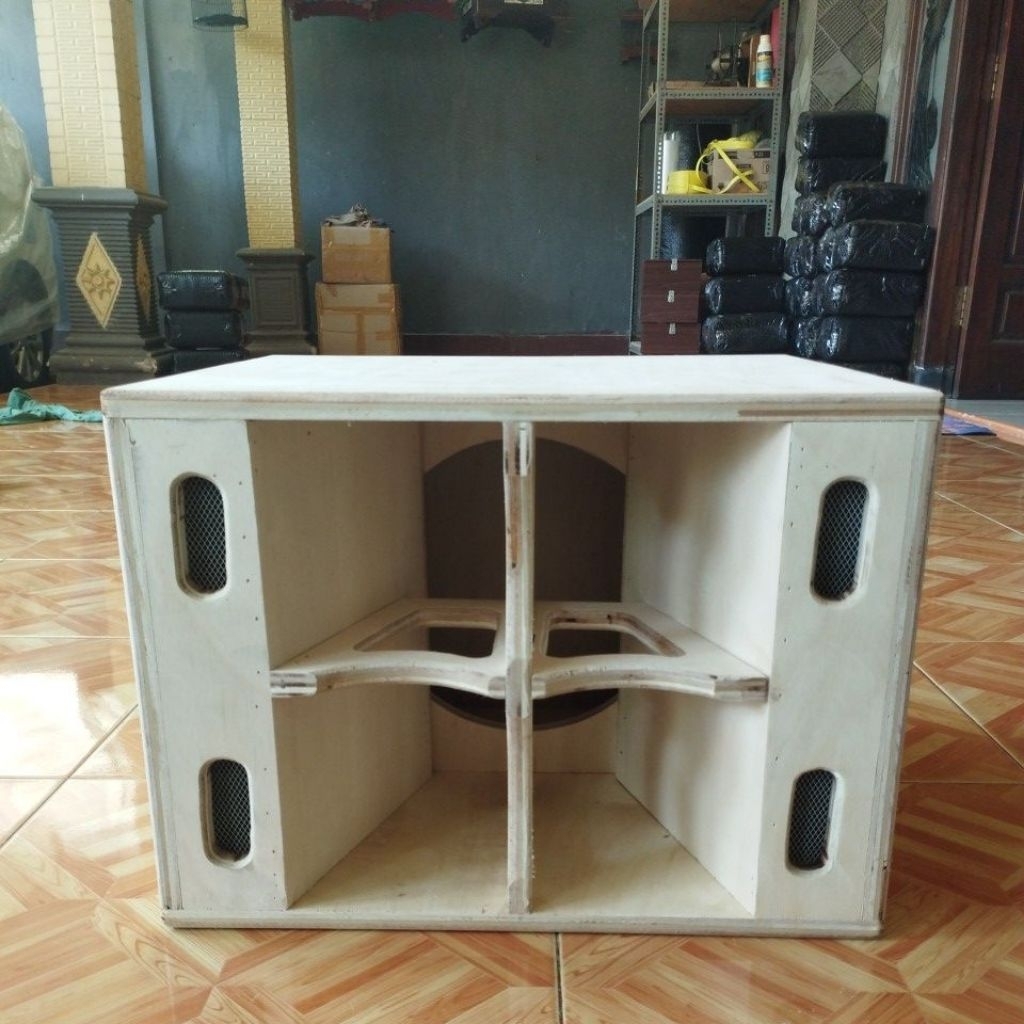 Box speaker anak gajah 10 inch