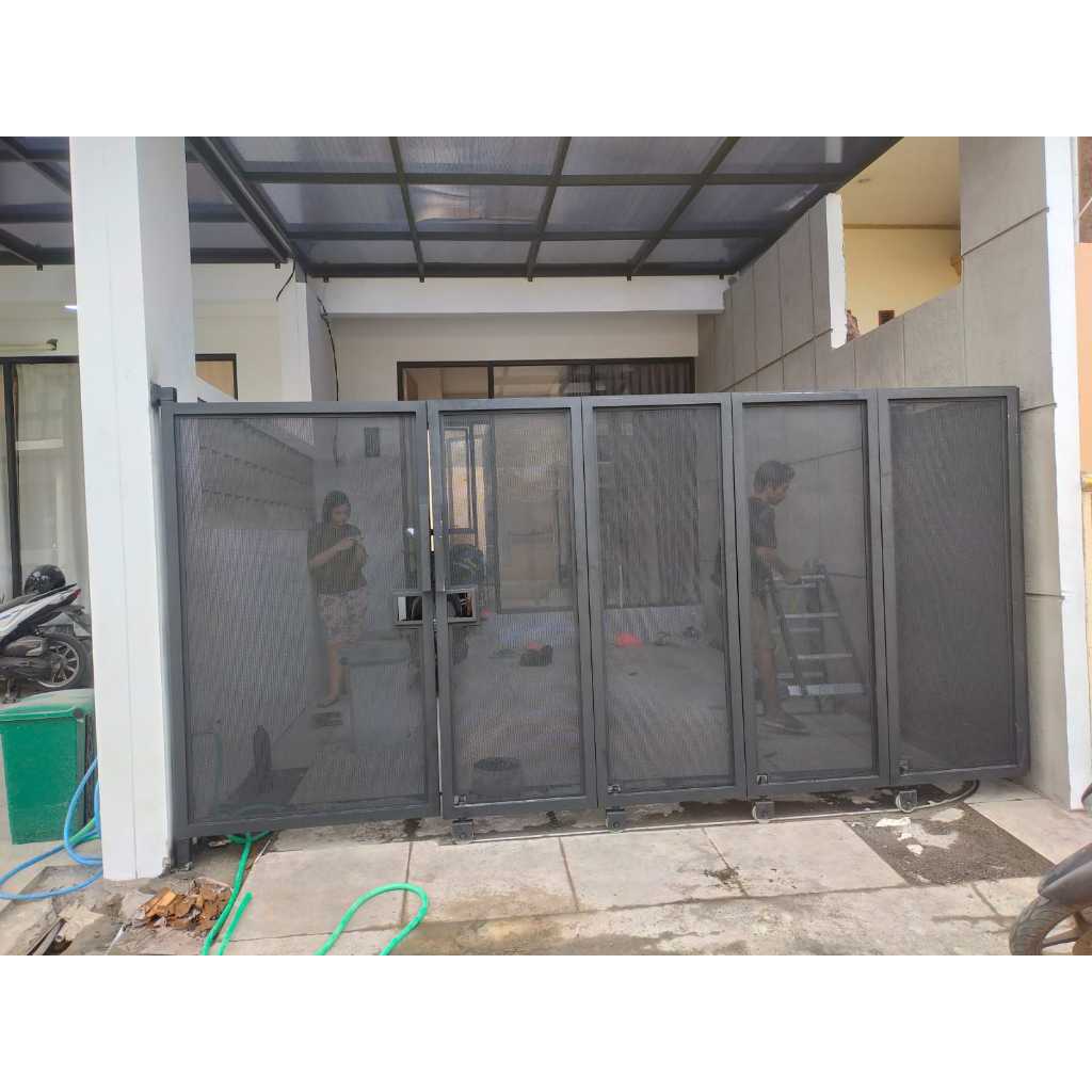 Pagar industrial Lipat Tikung / Pagar Rumah Hemat Tempat