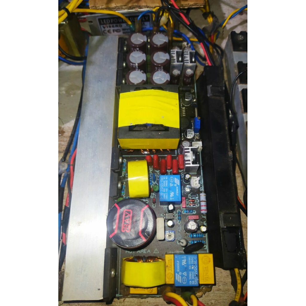 smps 20A 65v