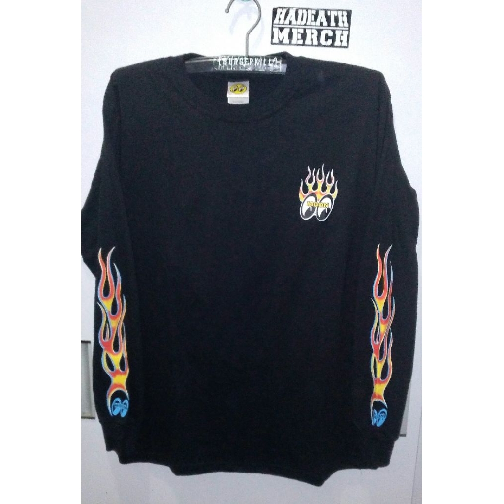 longsleeve mooneyes
