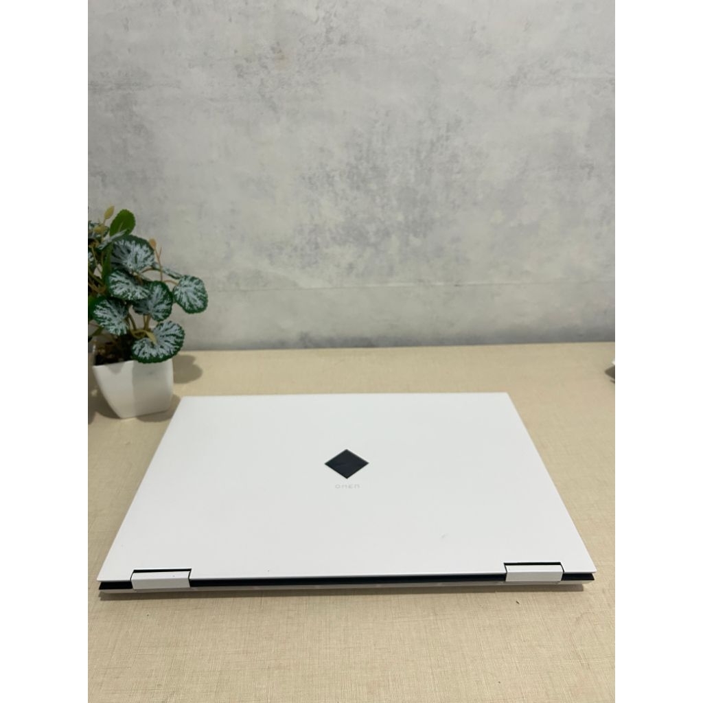 HP Omen X16 i7-11800H RTX 3070