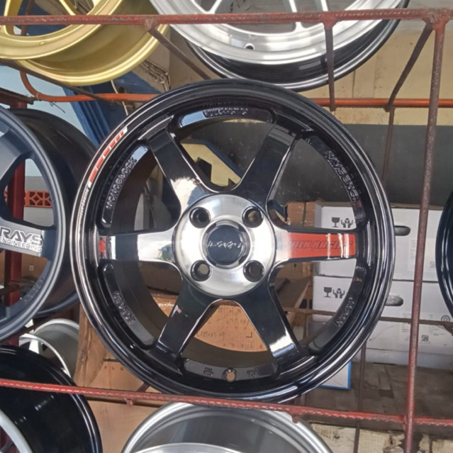velg mobil rays te37 ring 15 untuk brio agya ayla calya jazz yaris mobilio mirage march ignis baleno
