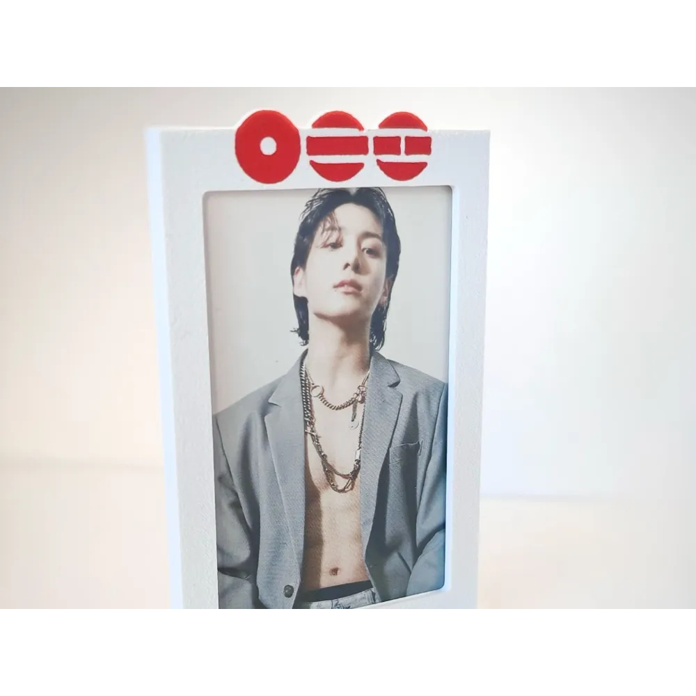 Case Foto Standing Arirang Frame Photocard Kpop BTS Display Holder Aesthetic Dekor Meja Unik