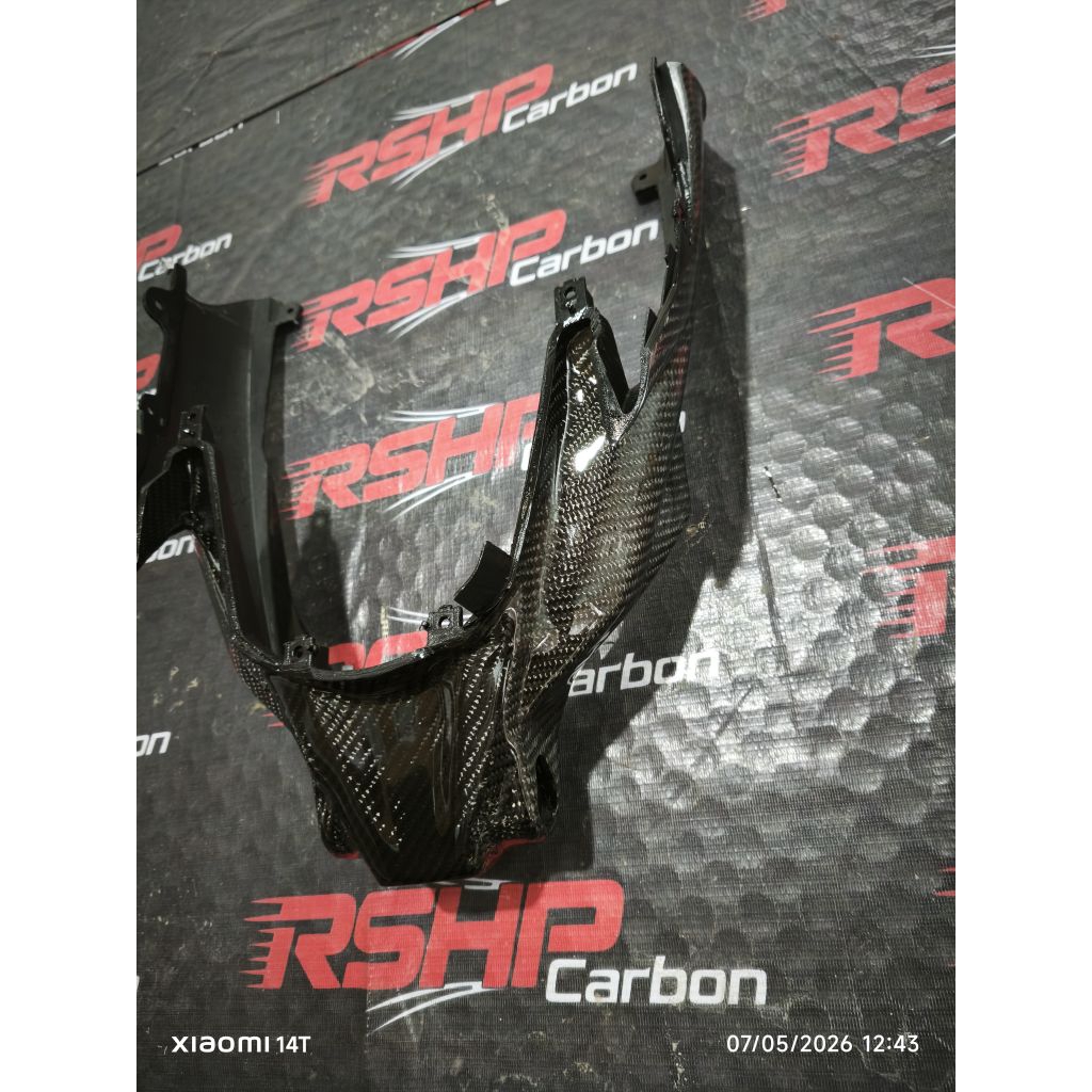 sambungan Spakbor belakang nvx v2 aerox new 155,nvx v2 carbon kevlar