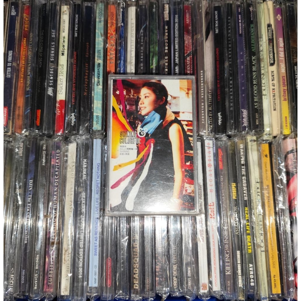 Kaset Kelly Chen - Shining Colorful