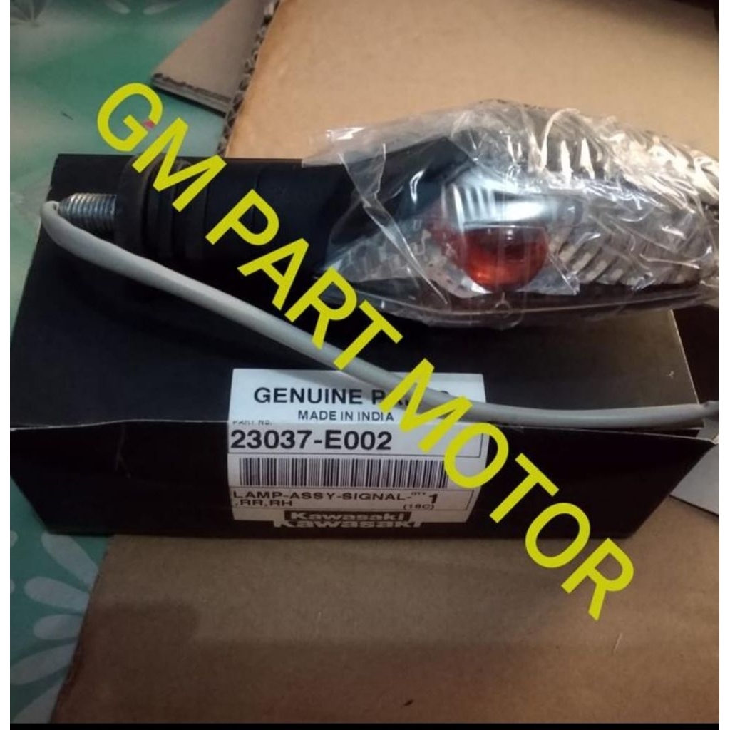 lampu sein belakang kanan pulsar 200NS original