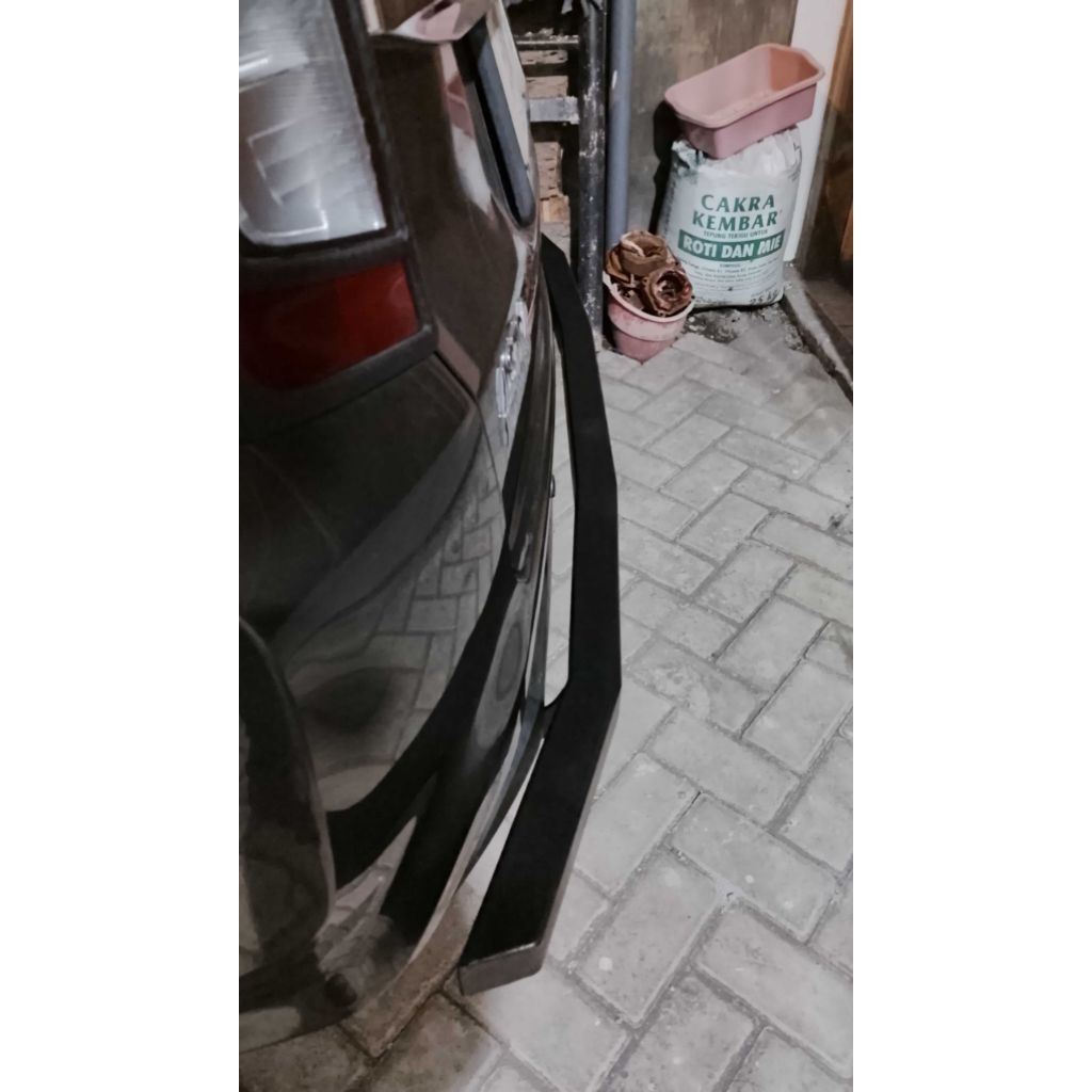 bemper mobil belakang Sigra / Calya