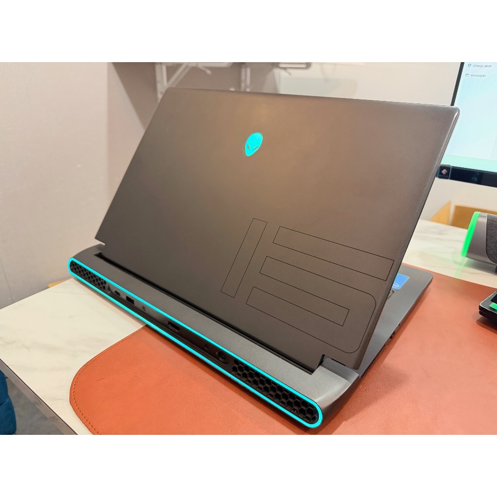 DELL ALIENWARE M15 R6 Core i7 11800H | RAM 32GB | SSD 1TB | RTX 3070 8GB | 15inc GAMING