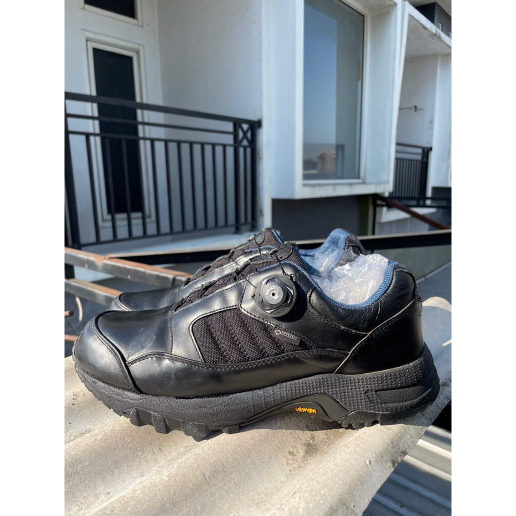 sepatu boa sistem second tapak vibram size 41/26cm