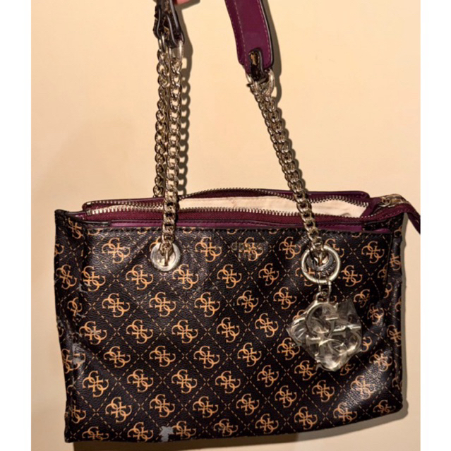 (Preloved) Original Guess Logo Woman Bag