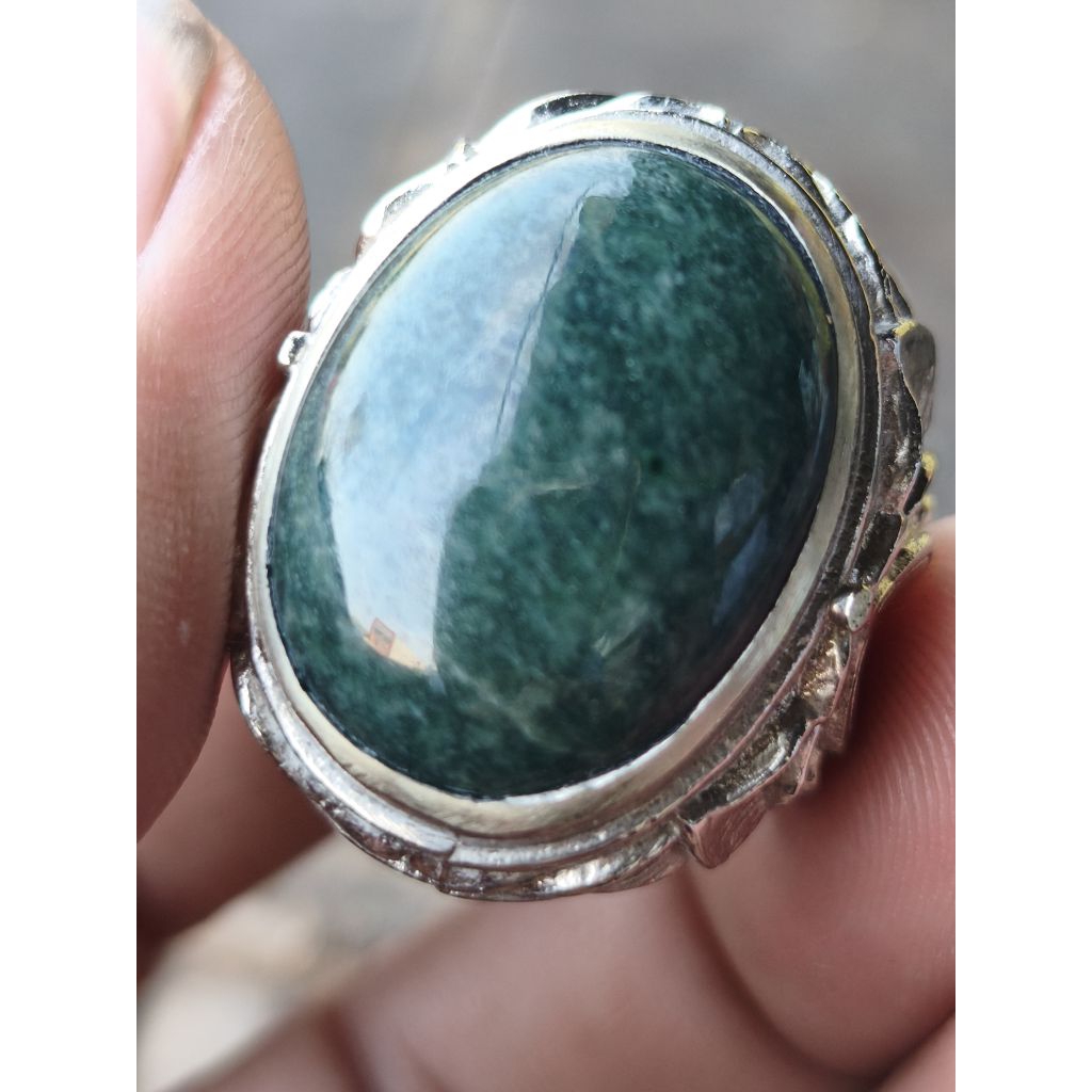 batu cincin giok hijau Nabire 02 darkgreen Papua hijau