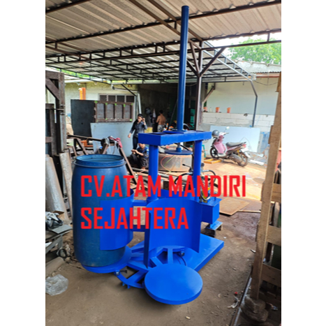 Mesin Press Pakan Ternak Silase - Mesin Press Pakan Silase Kapasitas Hidrolik 2-4 Ton - Mesin Pakan 