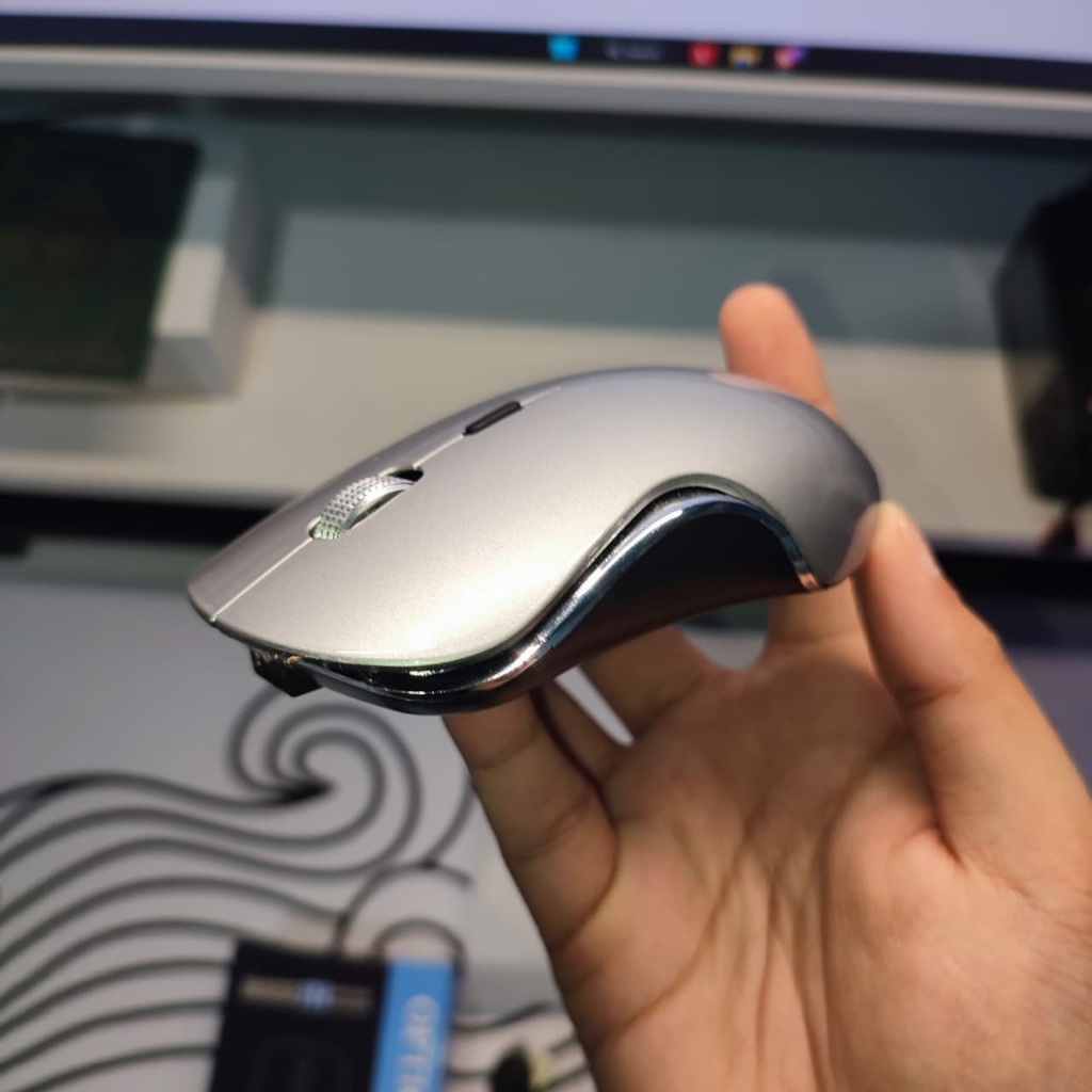 *PRE-LOVED/SECOND* Mouse Wireless Ergonomis Dual Mode Bluetooth 2.4Ghz Abu-abu Silent Click DPI 1600