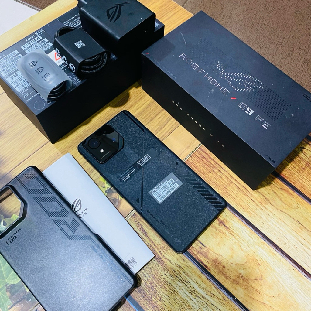 ROG 9FE RAM 12/256 SECOND RESMI TAM