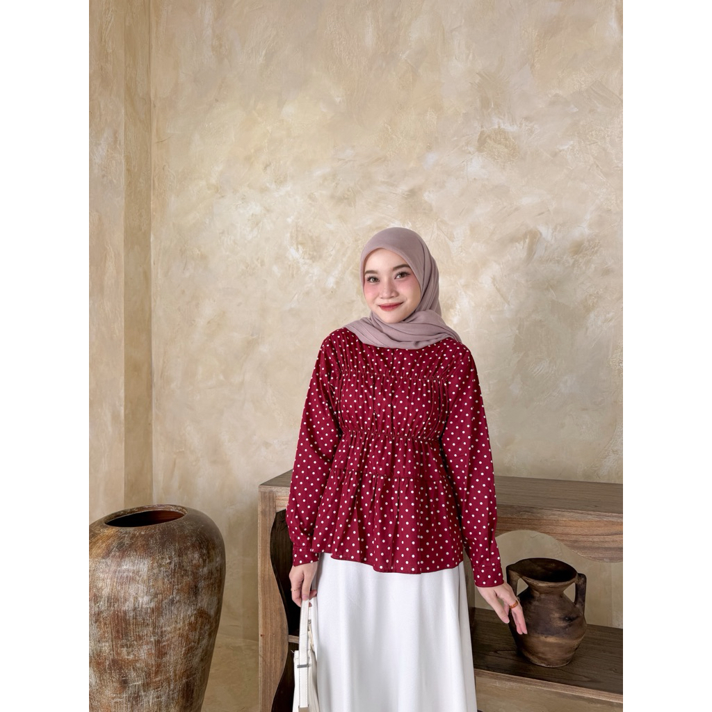 Dottie Polkadot Top Atasan kemeja Polka Dengan Model Kerut Dada