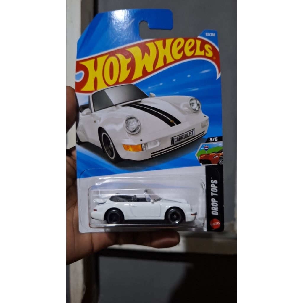 HotWheels PORSCHE 911 TURBO CABRIOLET
