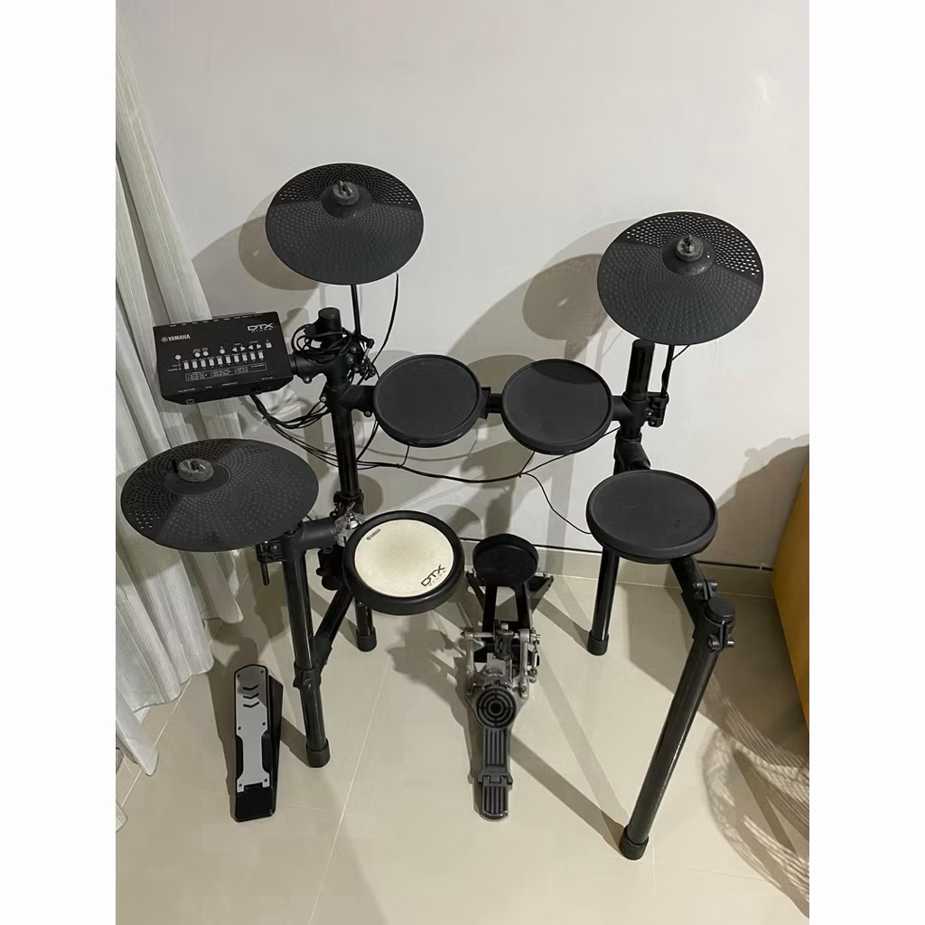 Yamaha DTX402K 5-piece Electronic Drum Kit
