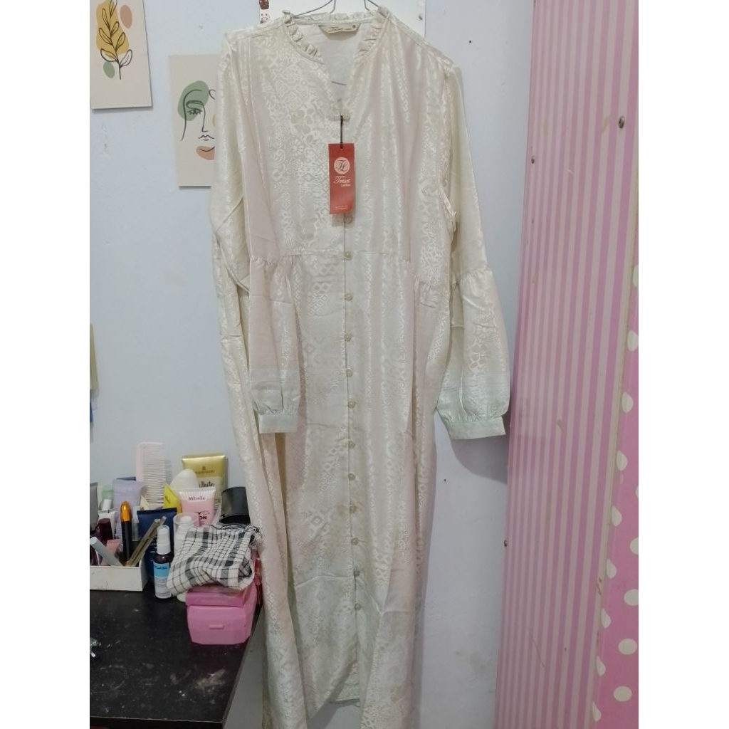 gamis triset